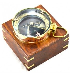 Kompas mosiężny - map reader w pudełku drewnianym NC1087