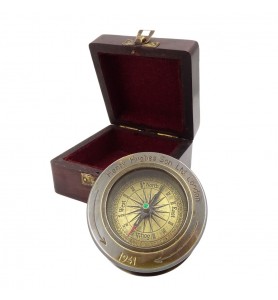 Turystyczny Kompas z Lupą – COM-0224