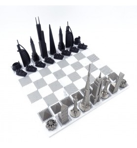 Ekskluzywne szachy ze stali nierdzewnej na marmurowej szachownicy Skyline World Icons – WI